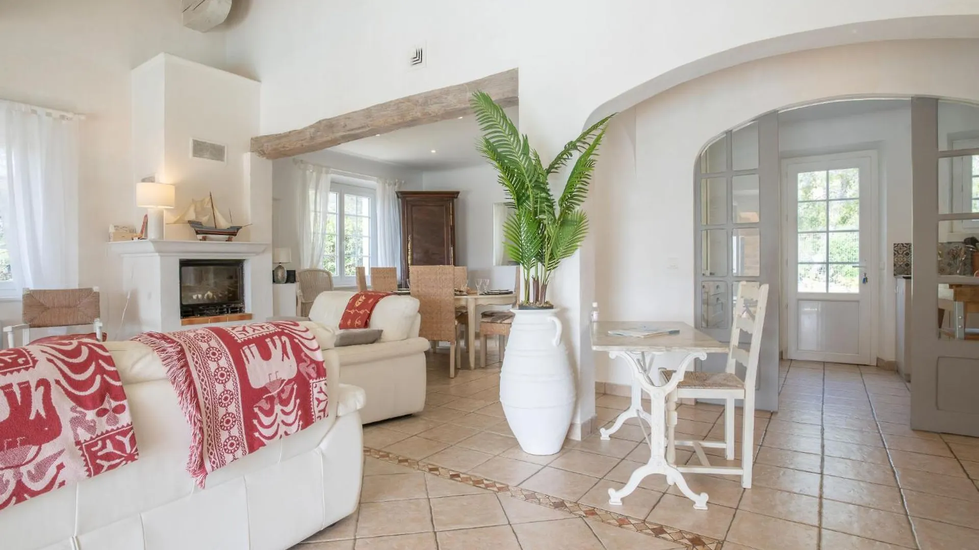 Holiday Home La Crischona - Lis185 By Interhome لي إيسامبر